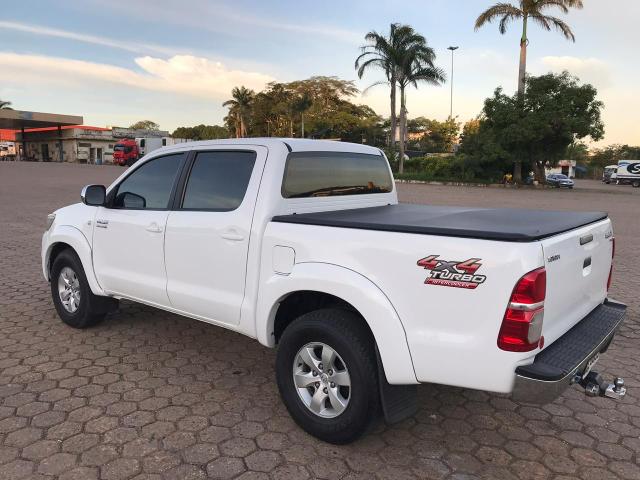 Hilux 13/13 Muito conservada