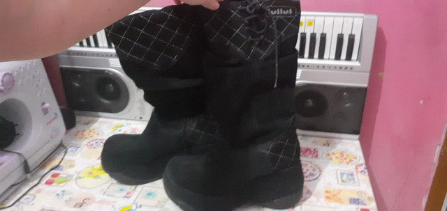 bota luilui camurça