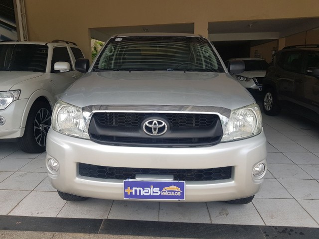 TOYOTA HILLUX 2010