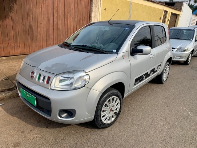 FIAT UNO VIVACE ITALIA 1.0 FLEX 4P