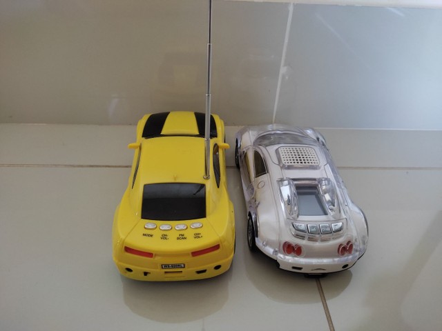 2 caixas de som Camaro e Bugatti Veyron  - Foto 2