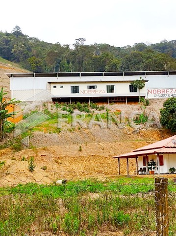 Aluga-se Galpão com 2000m² em Castelinho, Pedra Azul/E.S - Foto 3