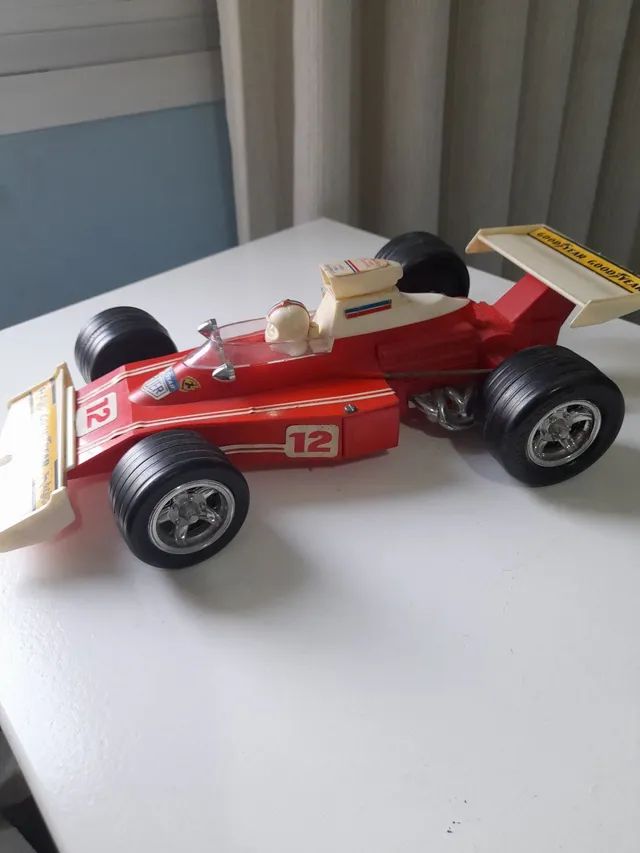 Carrinho Ferrari à pilha - Foto 5