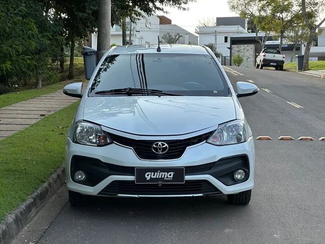 Etios Platinum 2018  - Foto 2