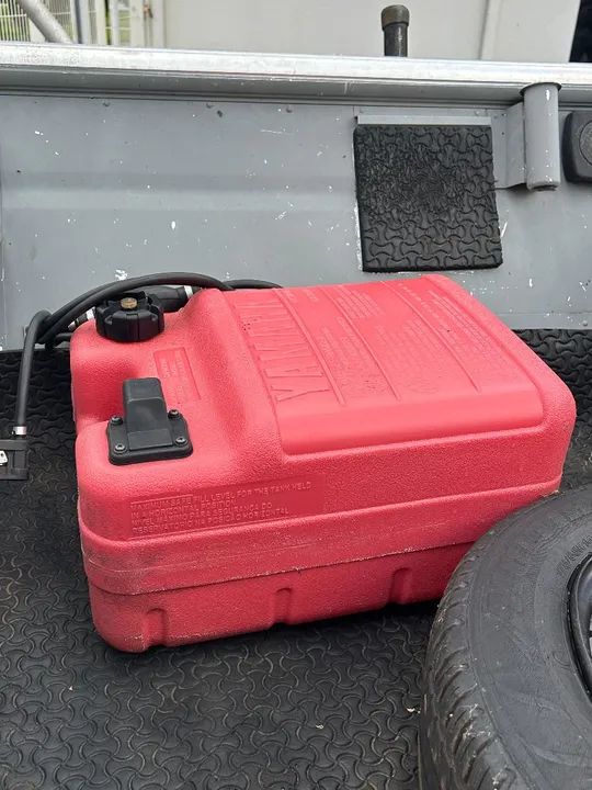 Vendo kit de pesca (barco motor carreta motor elétrico) - Foto 6