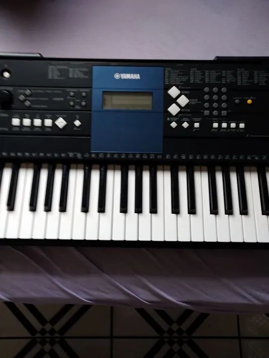Teclado Yamaha psr E333  - Foto 4