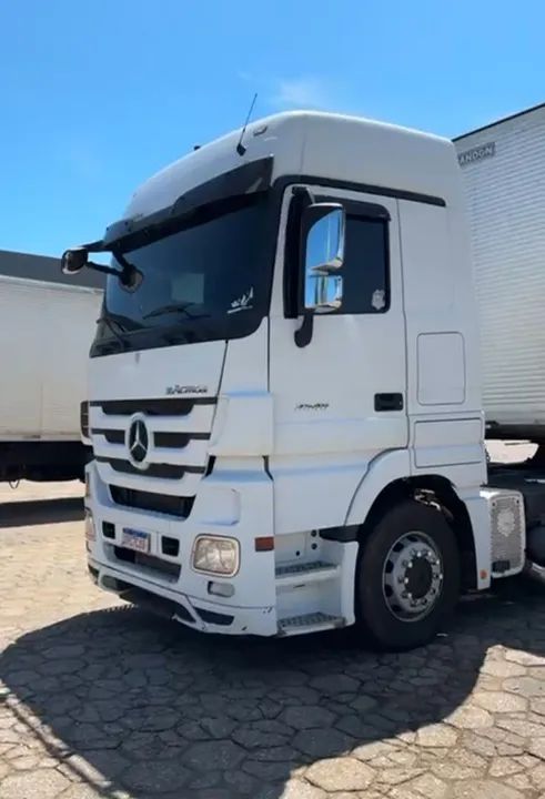 (ÁGIO) Mercedes Benz 25-460 só o cavalo - Foto 6