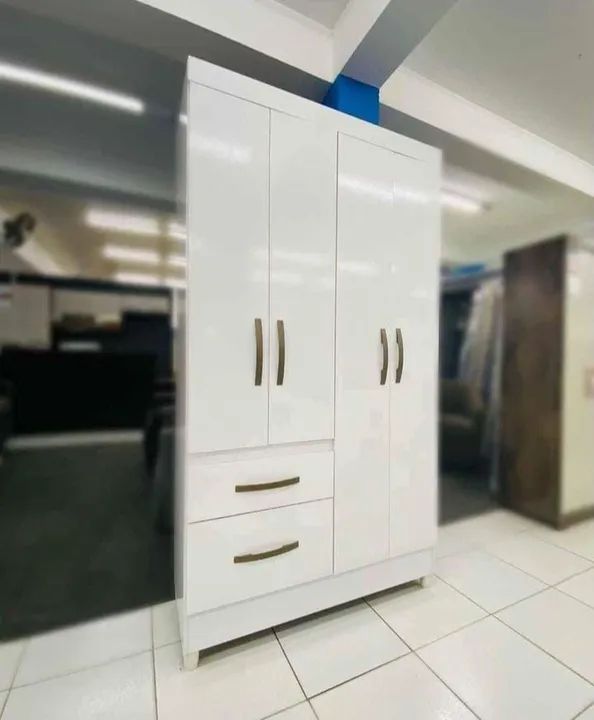 Guarda Roupa solteiro 