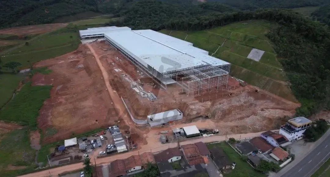Galpão em condomínio para alugar no Bairro Brilhante em Itajaí - SC