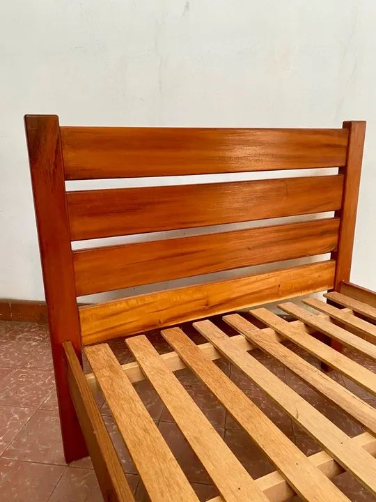 Cama de Solteiro 90cm em Madeira Maciça - Muiracatiara - Foto 2