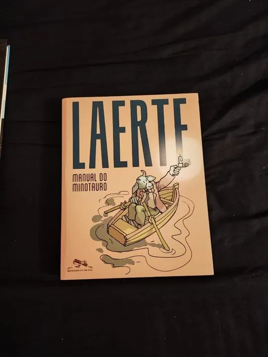 Manual do Minotauro - Autografado - Laerte - Quadrinhos na Cia
