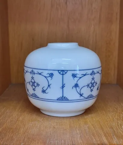 Vaso Alemão em Porcelana Blau Saks - Jager Eisenberg