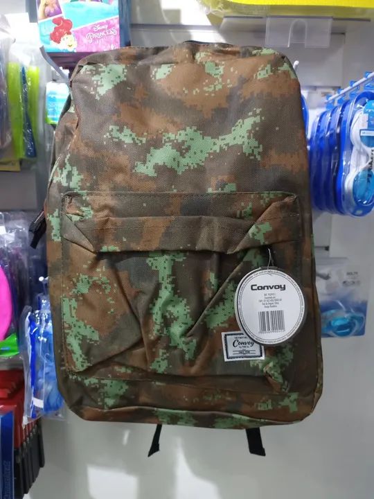 Mochila camuflada convoy impermeável 