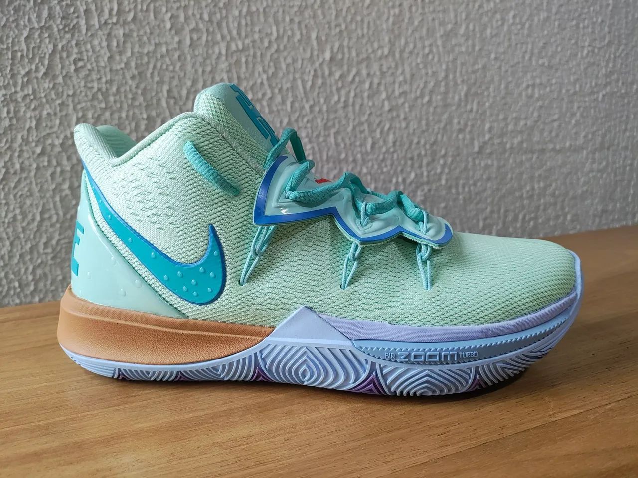 Bob Esponja Kyrie Azul NIKE KYRIE BOB ESPONJA