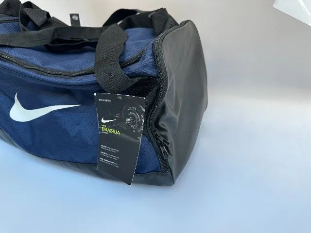 Bolsa Nike Training Brasilia Duffel 40 litros preto e azul - Foto 4