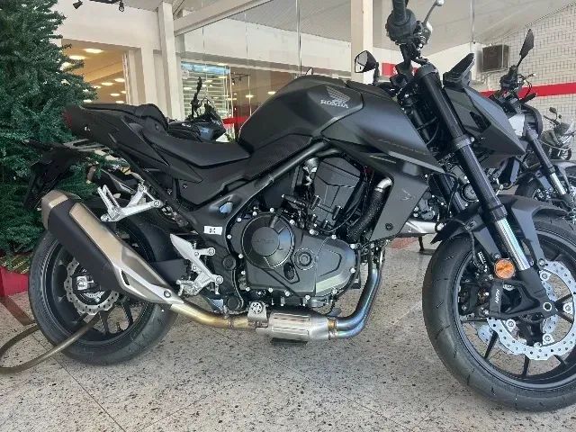 CB 750 HORNET  preta okm  2026 ultima unidade SÒ ESTA SEMANA - Foto 3