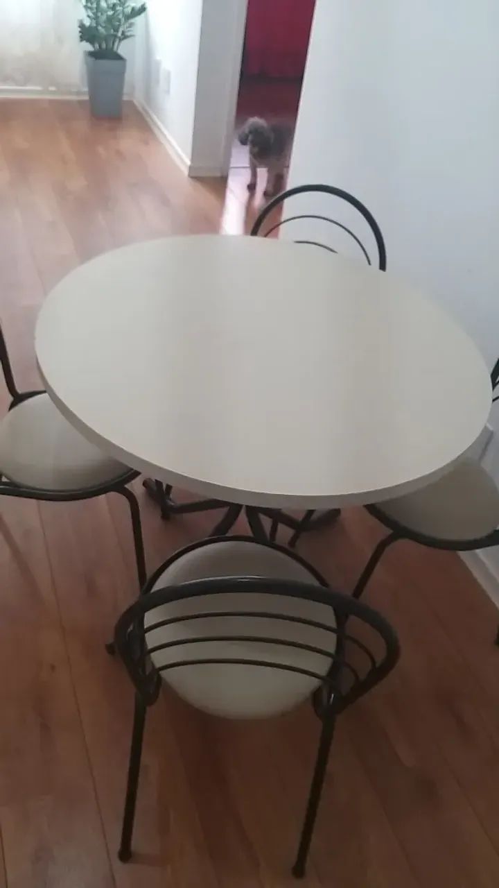 Round Dining Table with 4 Chairs64739713588994121