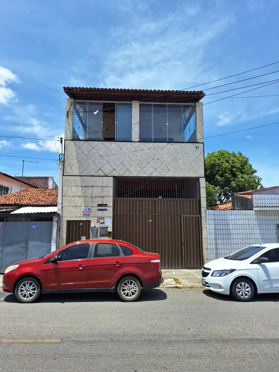 Vendo Casa Residencial com Galpão Comercial
