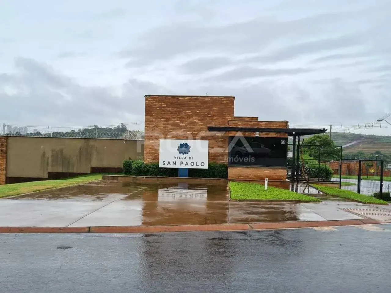 Terreno à venda em Condomínio Fechado no bairro Quintas de São José, em Ribeirão Preto