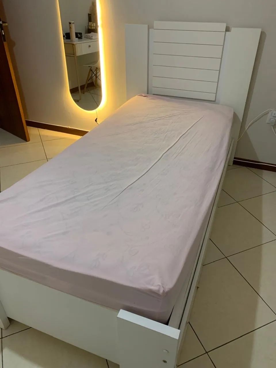 Cama solteiro com cama auxiliar acompanha colchão de baixo - Foto 2