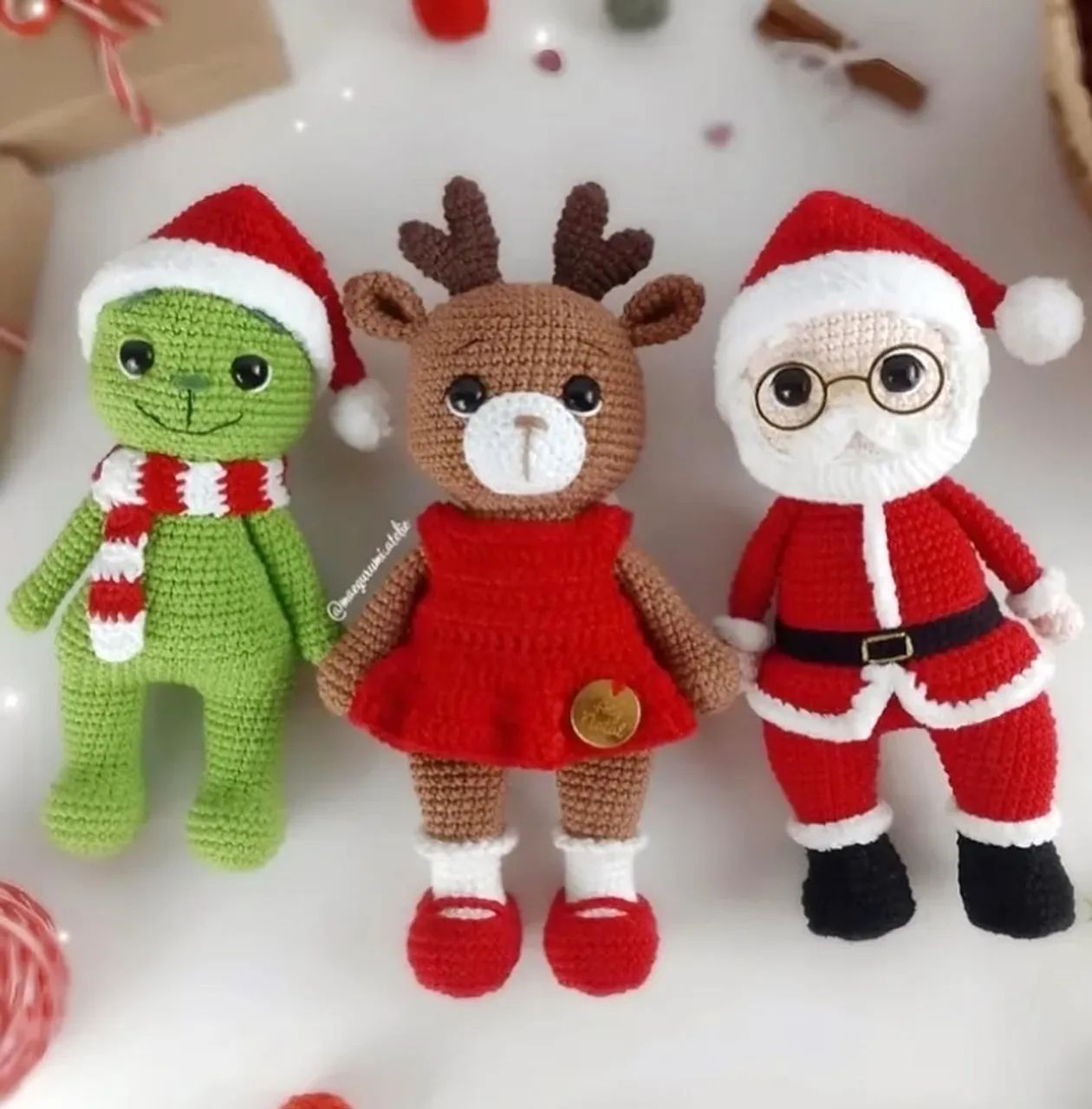 Papai Noel Grinch Rena Florinda Feito à Mão Natal Amigurumi Crochê