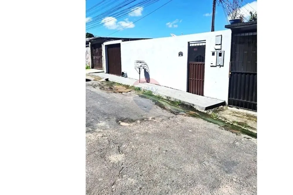 Casa à venda no Tancredo Neves