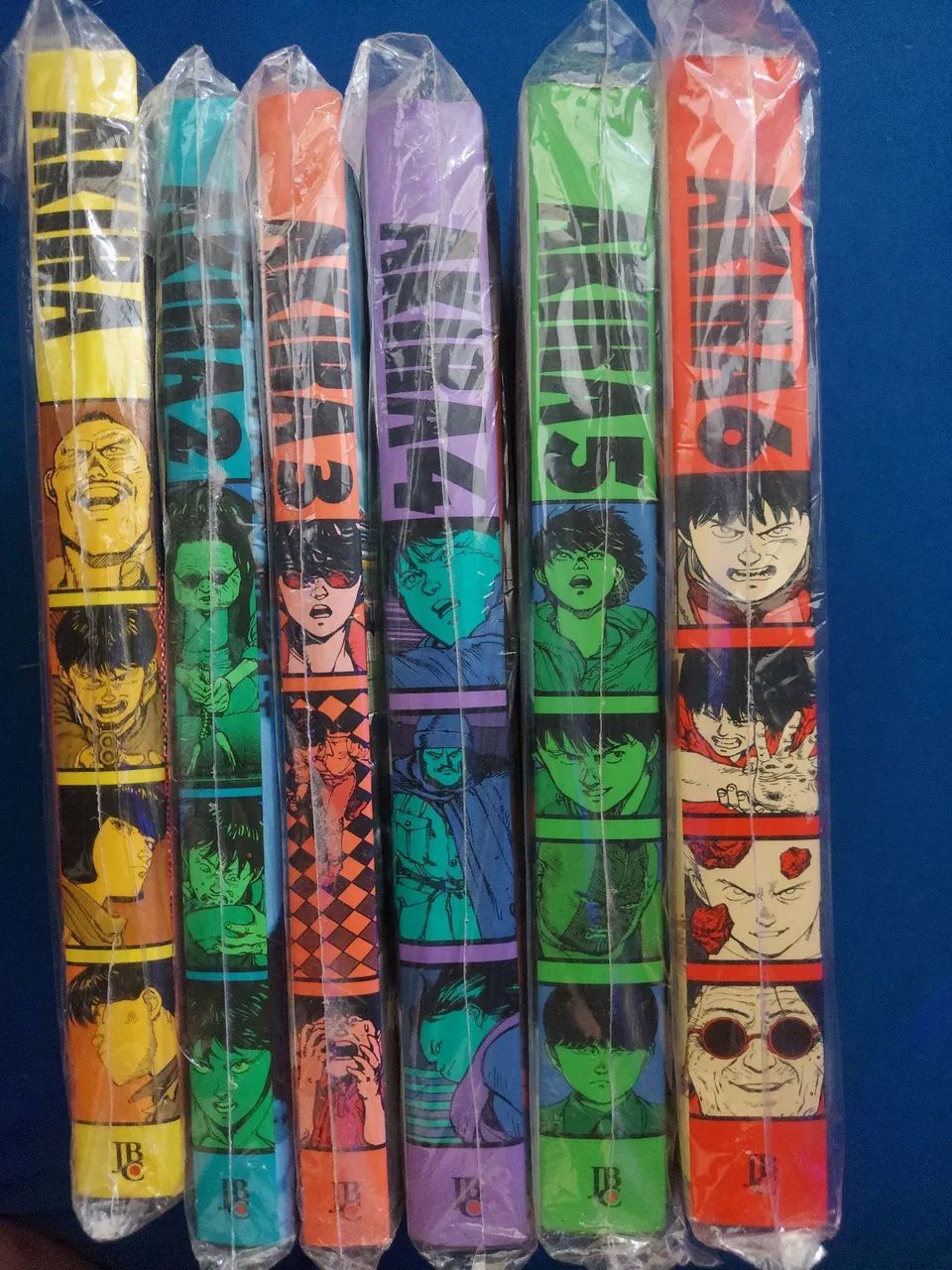 Akira completo 1 ao 6 - Livros e revistas - Taquarí, Rio Branco