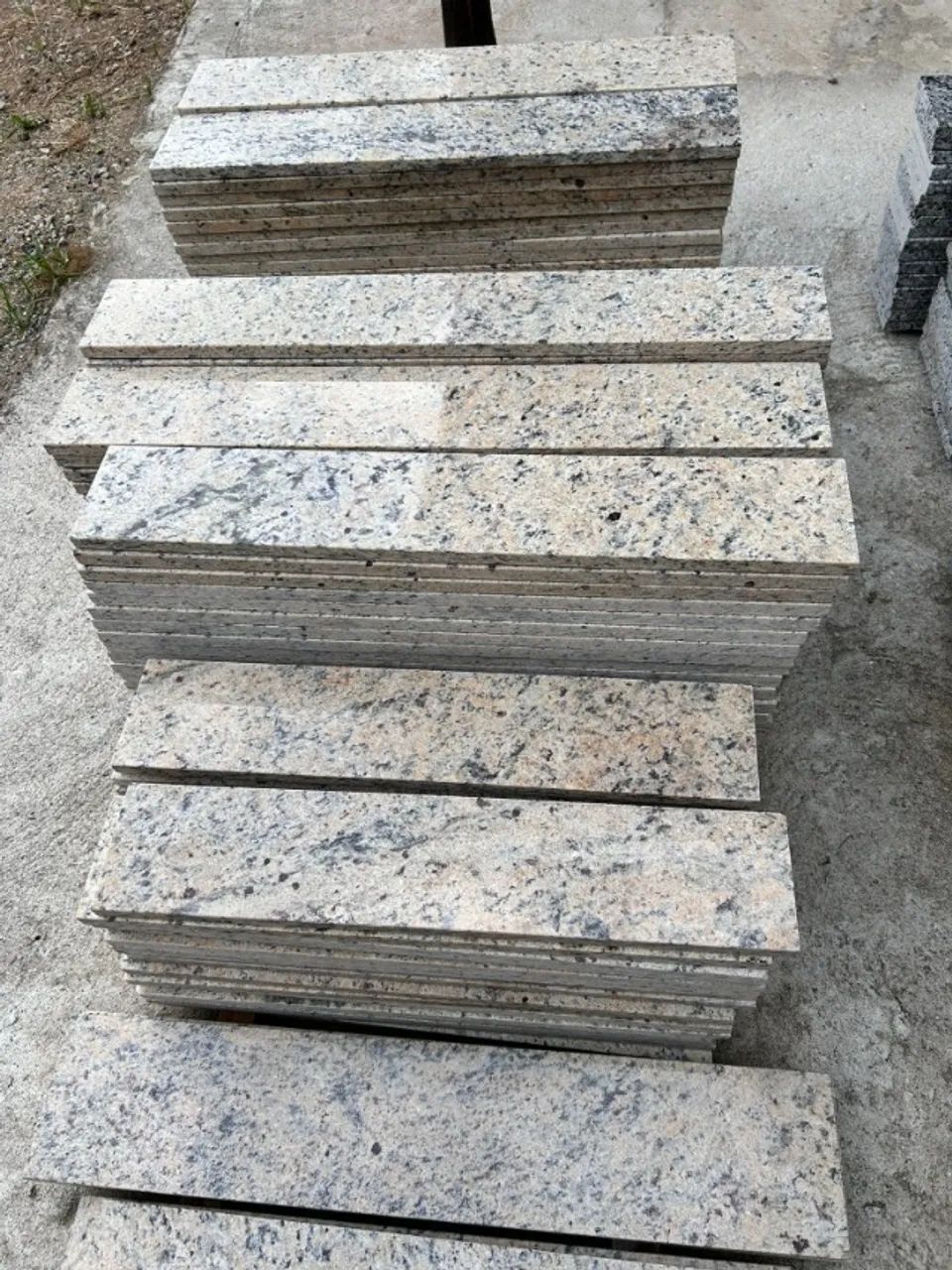 Soleira e Peitoril em Granito Amarelo Icaraí