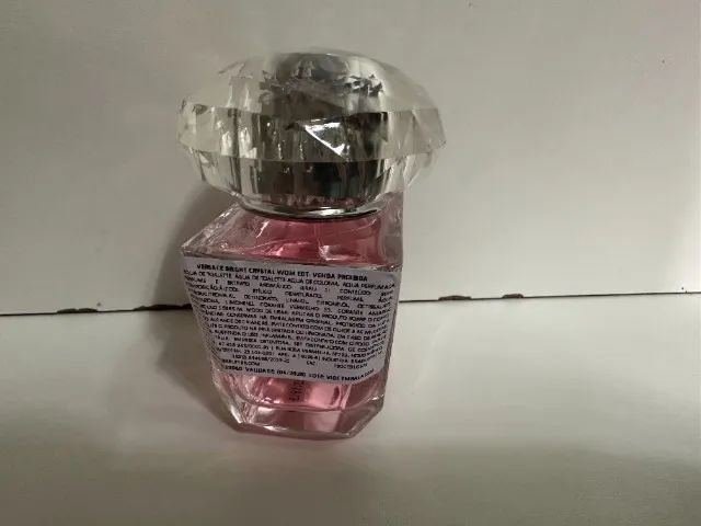 Perfume Feminino Versace Bright Crystal Eau de Toilette 90ml Original - Foto 2