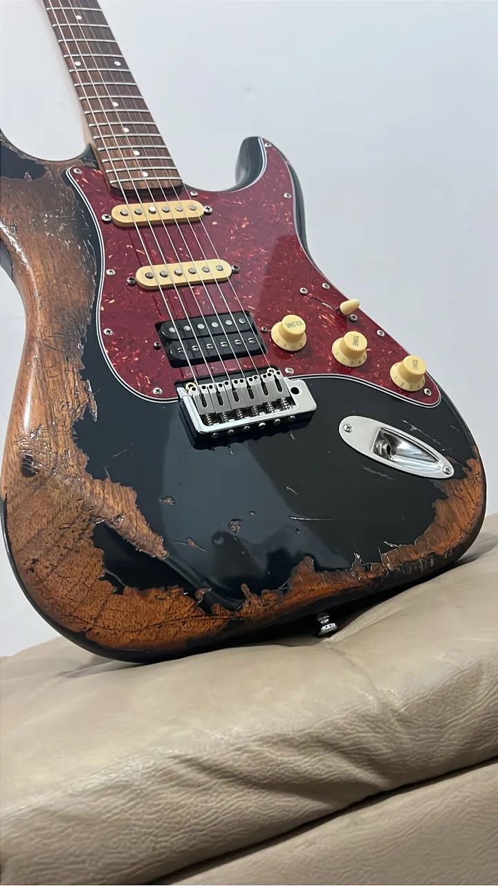 Stratocaster HSS Guitar (Trade Accepted)65049014235395121