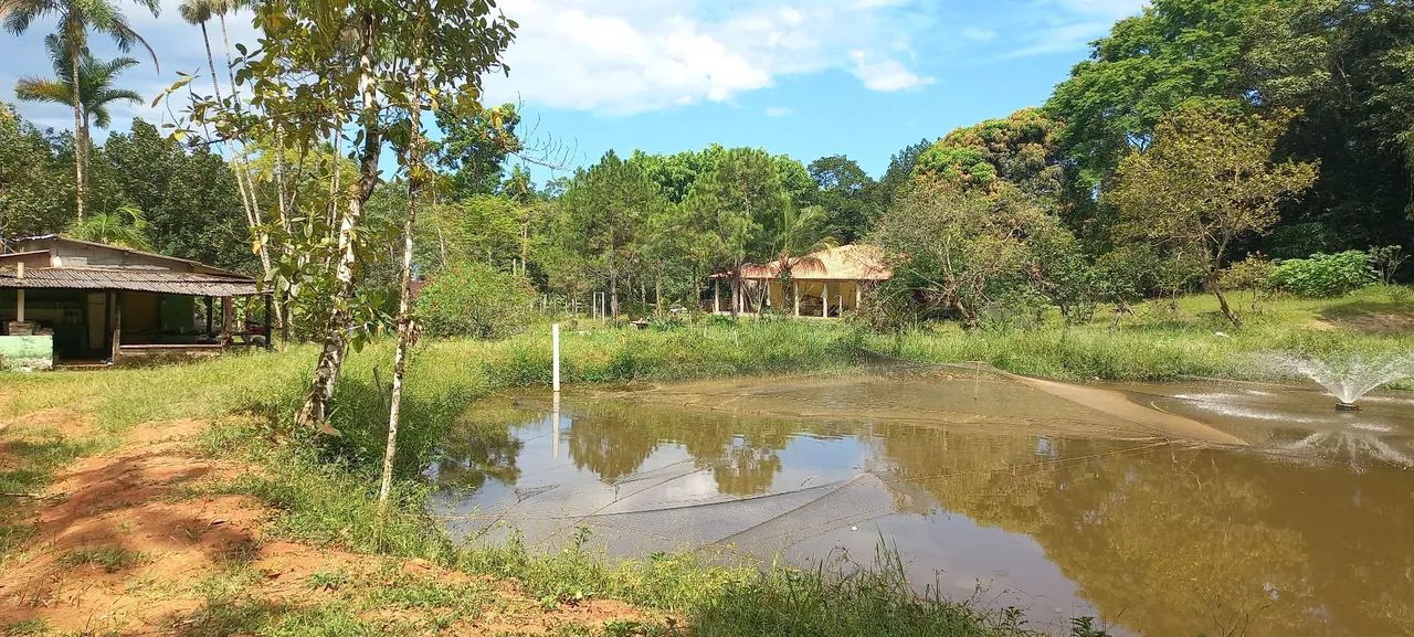 Sitio com Pesqueiro...Peruibe SP