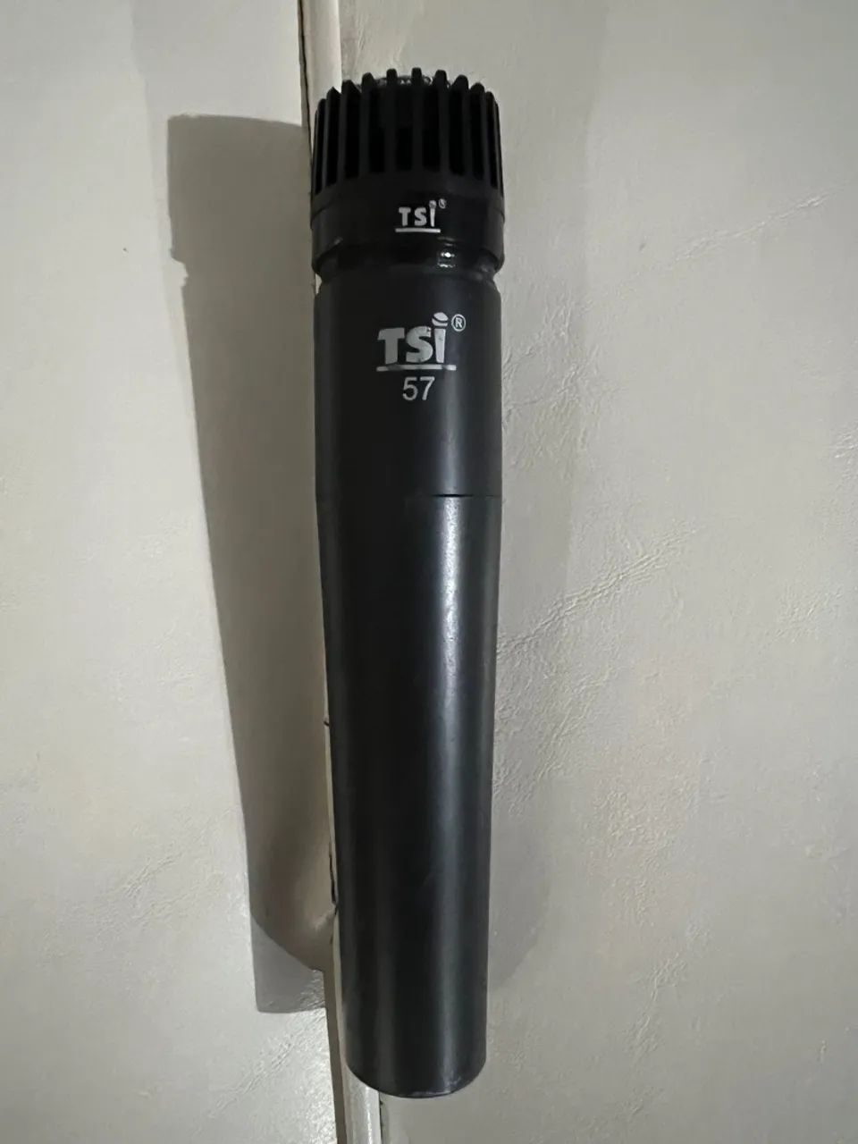 Microfone TSI St57 (shure sm57)