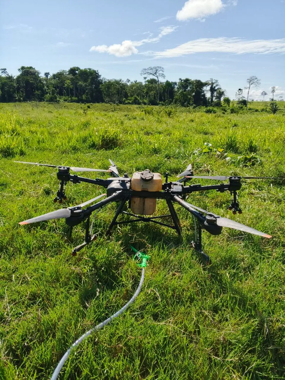 T30 Agras DJI - Drone de pulverização