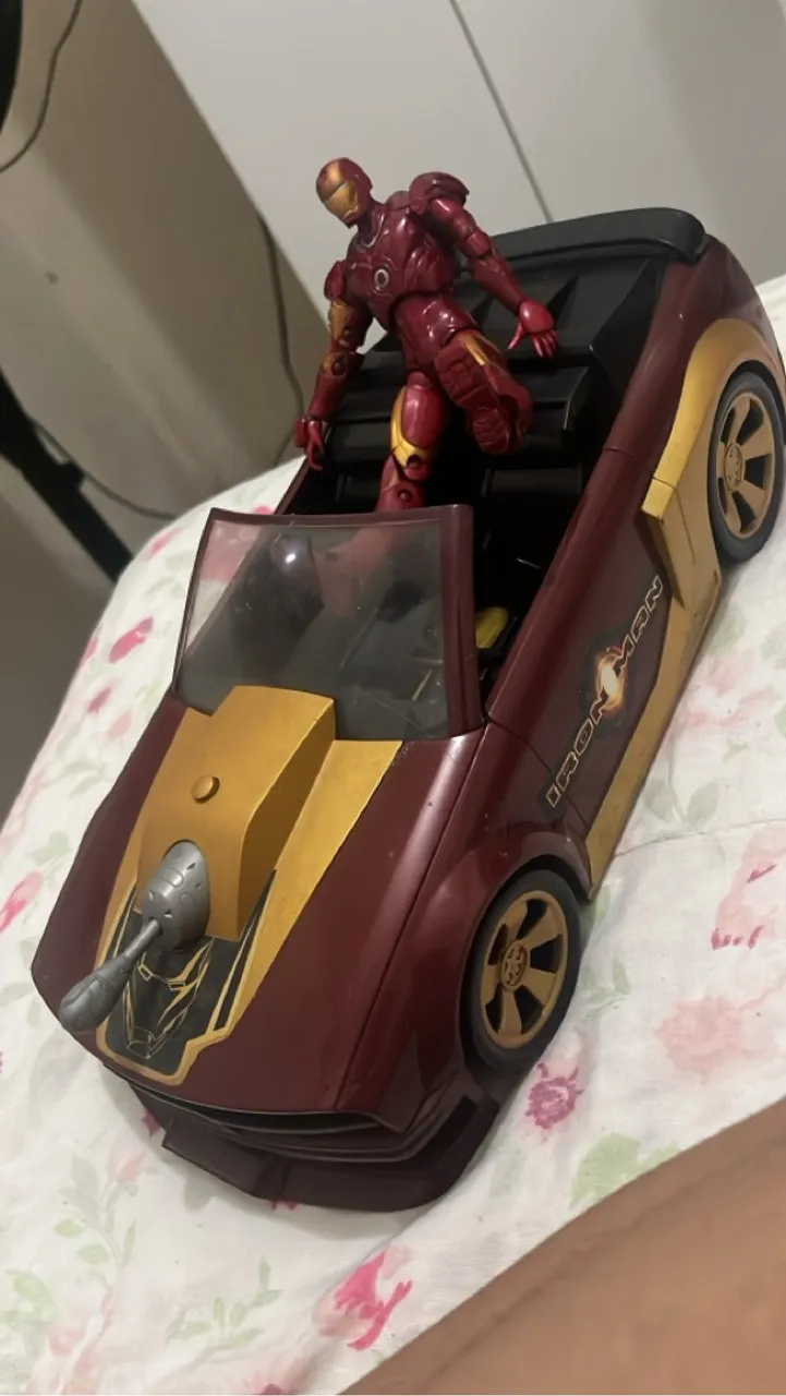 Homem de Ferro (Iron Man) + Carro Personalizado