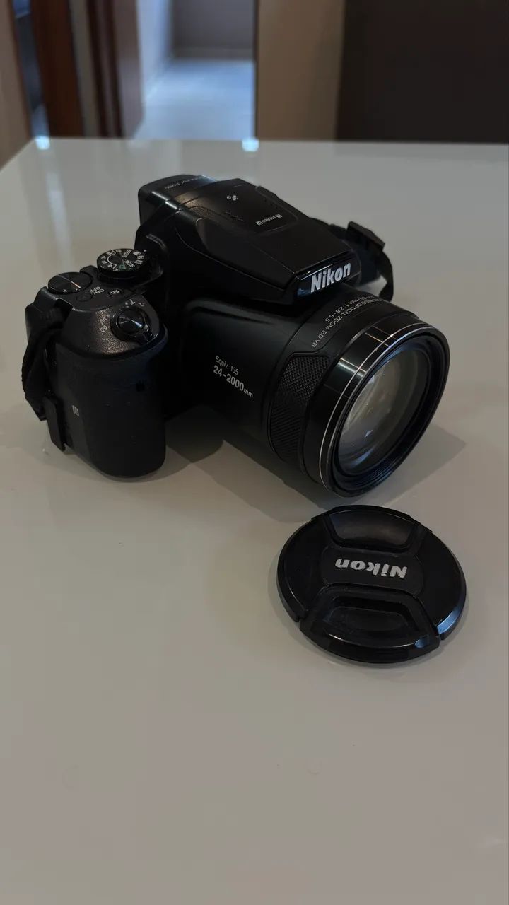 Nikon COOLPIX P90 24倍ズーム 美品 Nikon COOLPIX P90 24倍ズーム 美品 ニコン、光学24倍ズームデジカメ