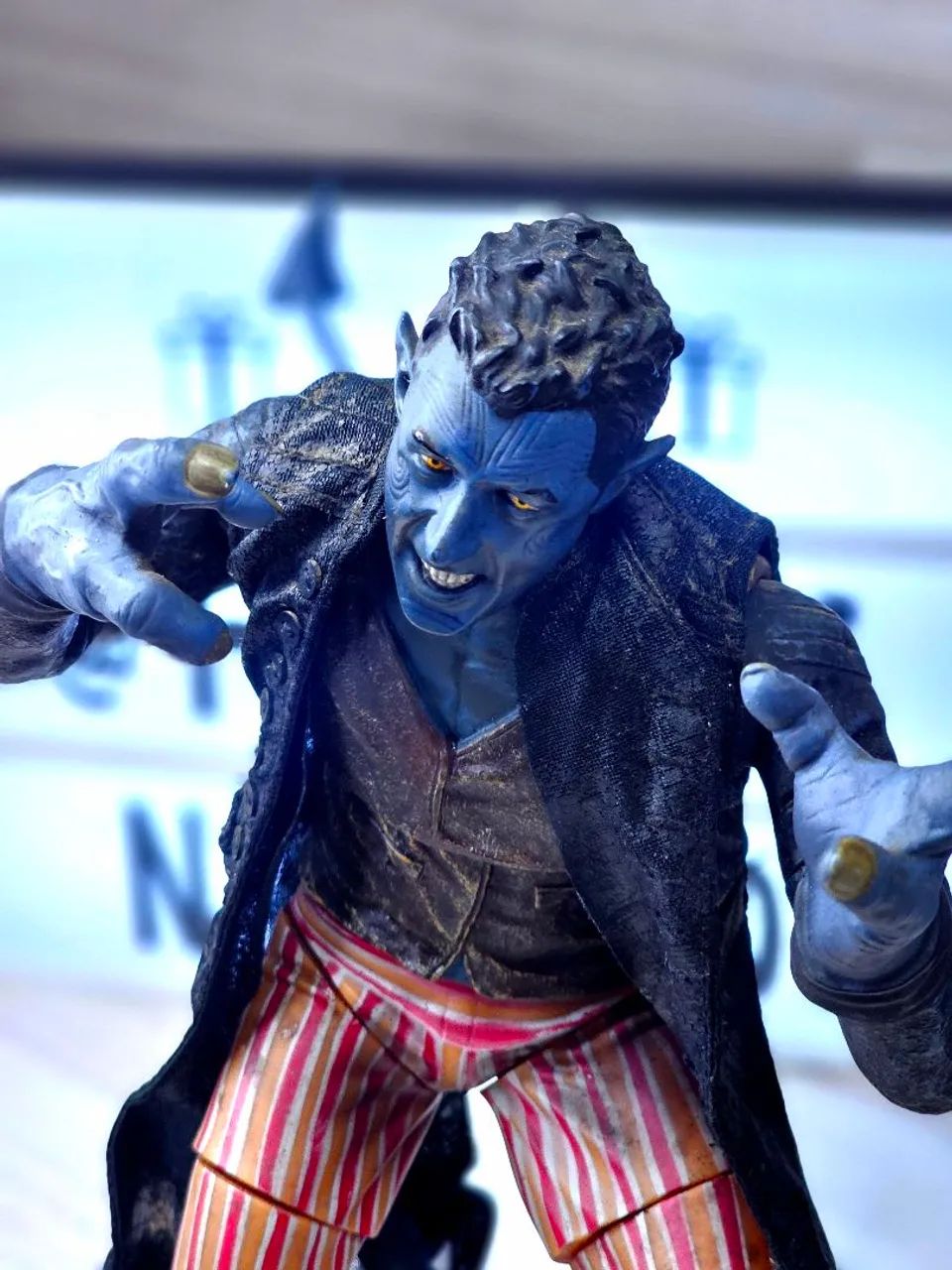 Noturno X-men tamanho grande 33cm - Hobbies e coleções - Vila