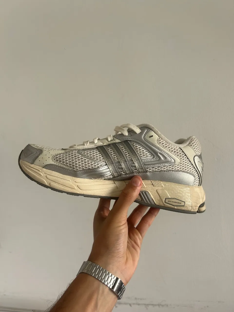Tênis Adidas response cl 