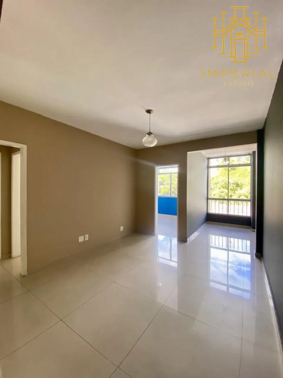 Apartamento para Venda em Juiz de Fora, Centro, 3 dormitórios, 2 banheiros, 1 vaga