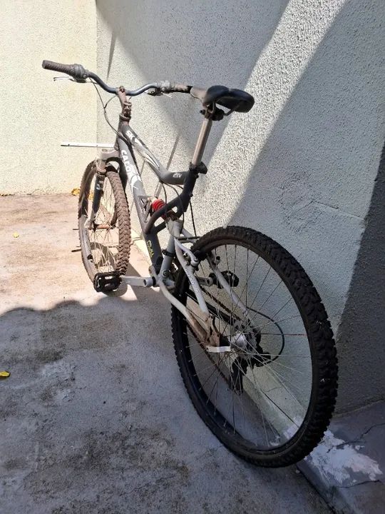 Bicicleta Caloi Aro 26 - Foto 6
