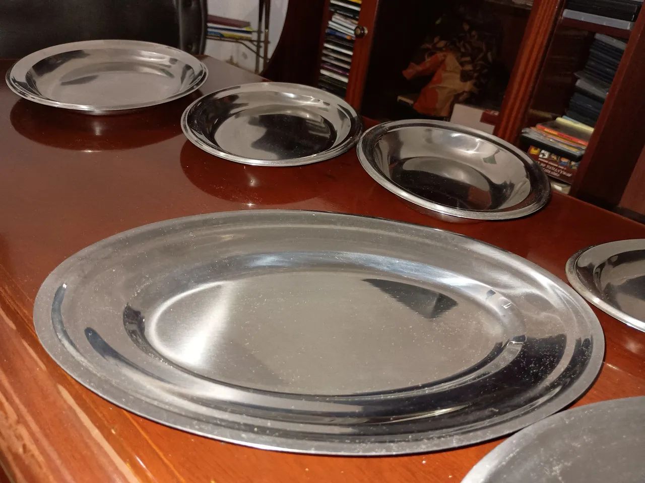 Conjunto de travessas de aço inox ovais - Foto 4
