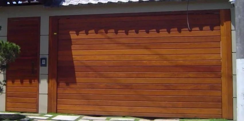 Portão Basculante 4.00x2.50 Madeira Maciça 