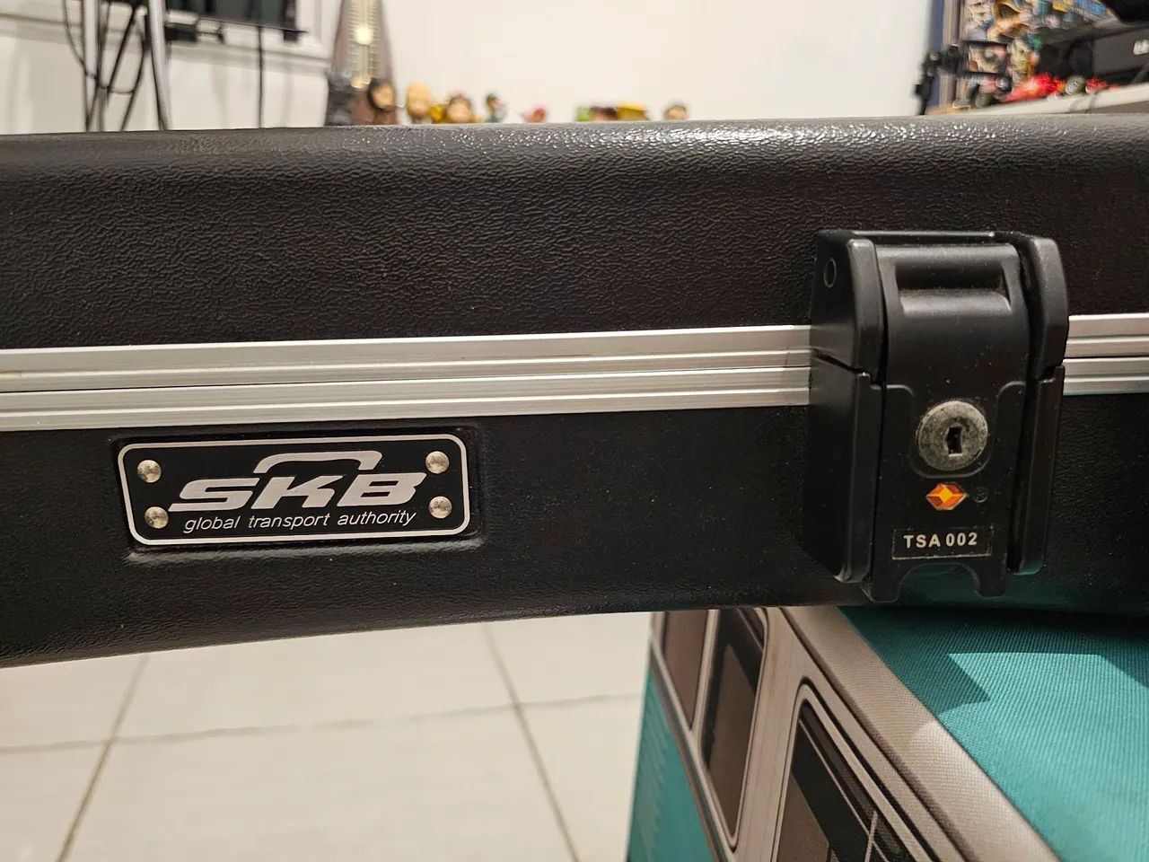 Hard Case para Violão - SKB 18 - Foto 3