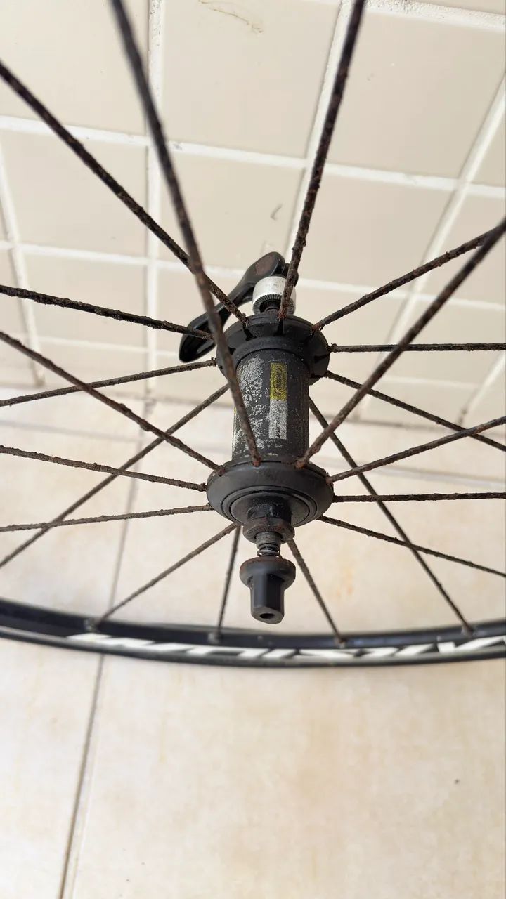 Roda Mavic + Pneus Continental - Foto 4