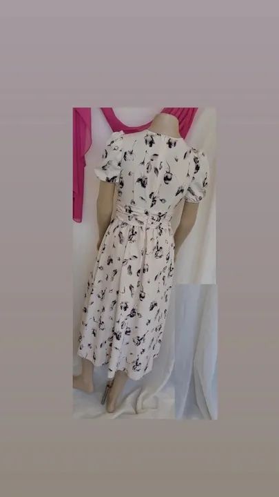 VESTIDO MIDI EM CREPE DE SEDA"LOVITO" - Foto 3