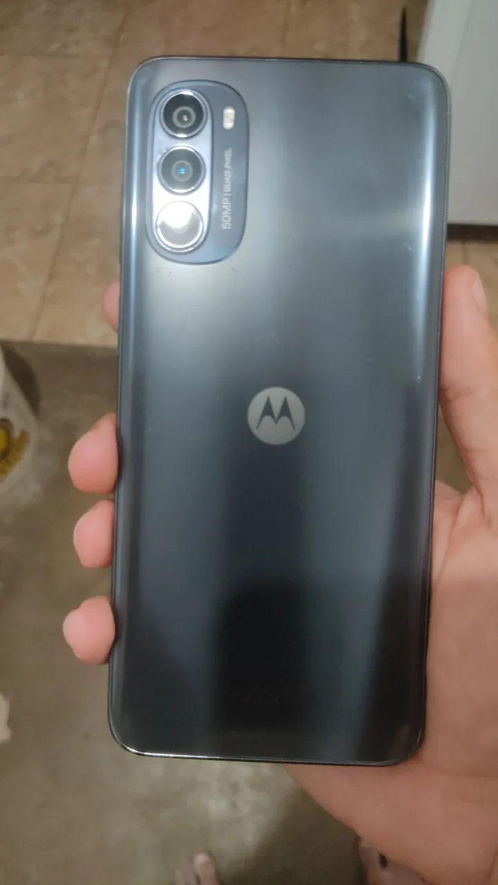Moto G52