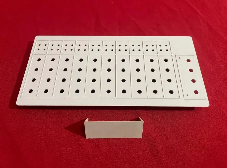 Brinquedo Jogo de Tabuleiro Senha Antigo - Foto 3