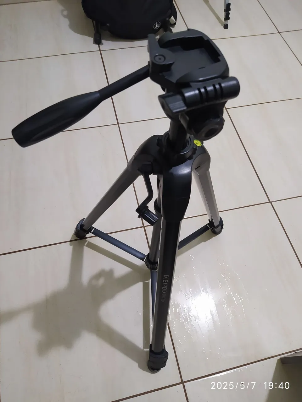 Tripé para Câmera Digipod T818