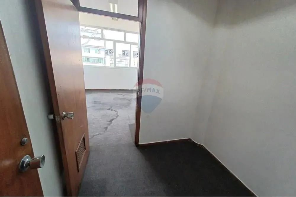 SALA A VENDA COM 35,4m² - PREÇO ABAIXO DO MERCADO - Foto 3