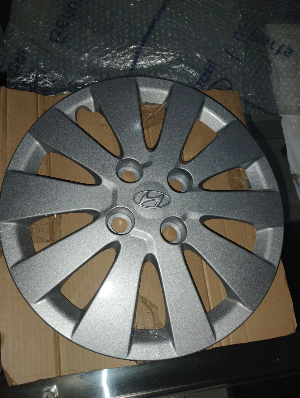 Calota Hyundai Original Prata 14 polegadas