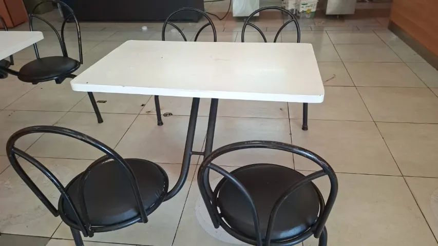 Mesa refeitório 4 lugares64209948523779123